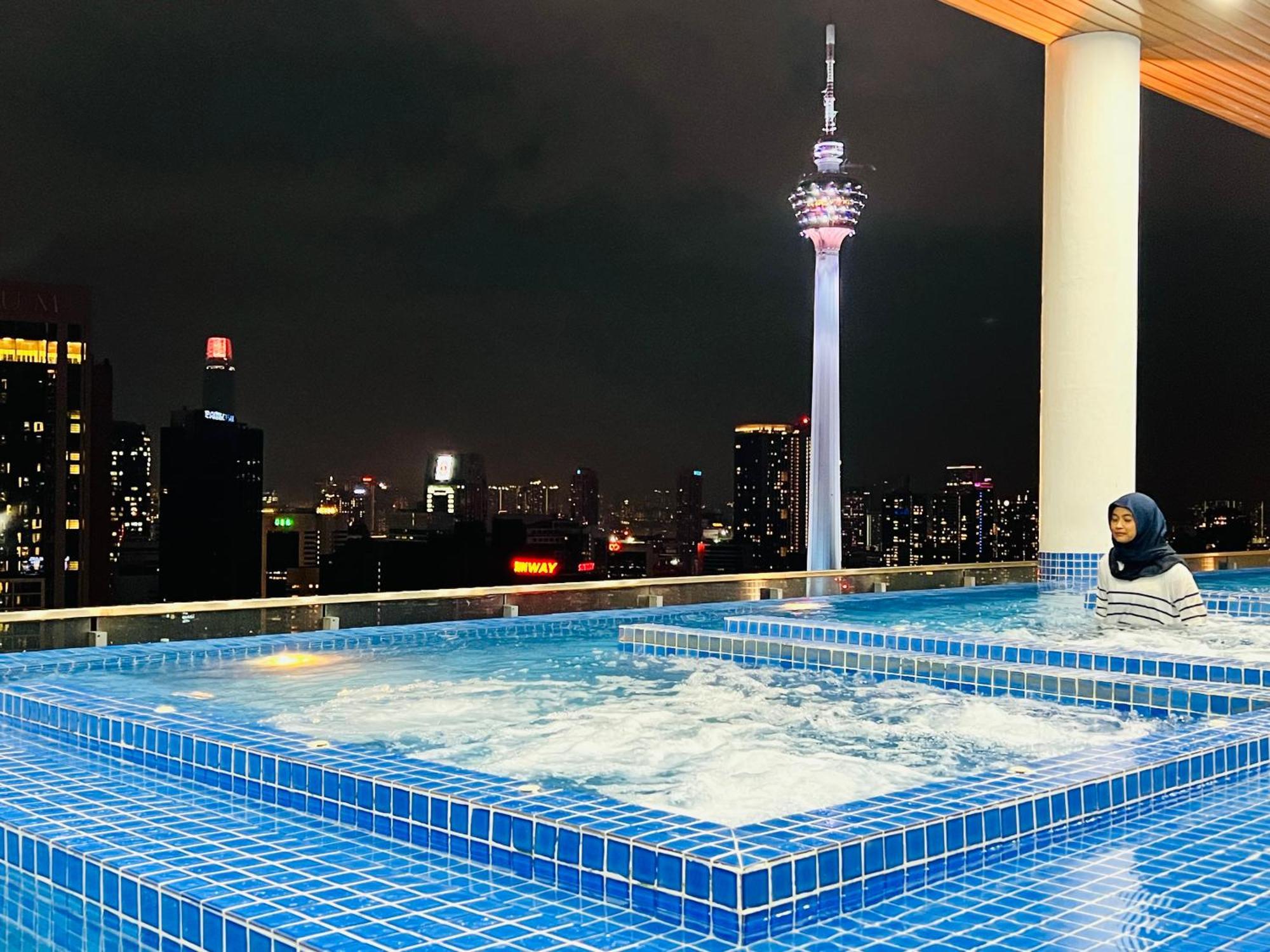 The Infinitum Kualalumpur Skypool Hotel Kuala Lumpur Extérieur photo