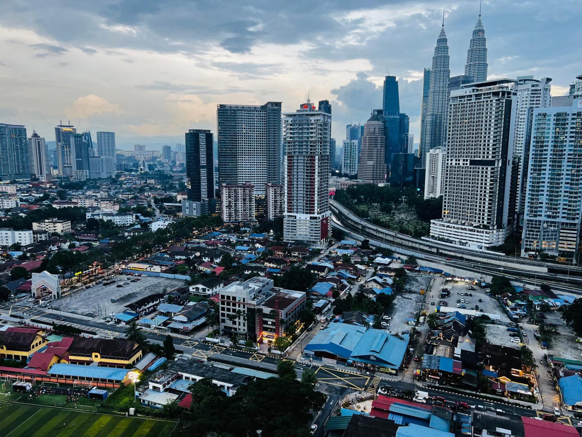 The Infinitum Kualalumpur Skypool Hotel Kuala Lumpur Extérieur photo