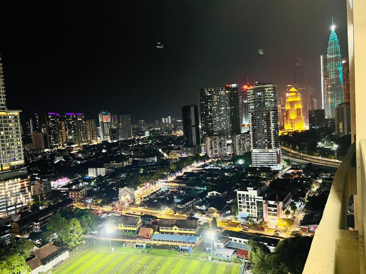 The Infinitum Kualalumpur Skypool Hotel Kuala Lumpur Extérieur photo