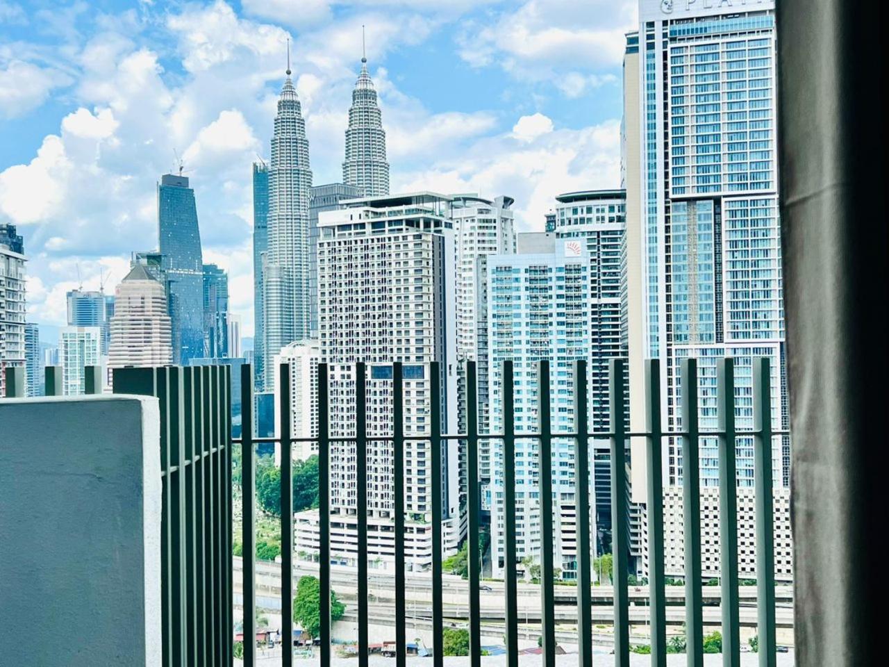 The Infinitum Kualalumpur Skypool Hotel Kuala Lumpur Extérieur photo